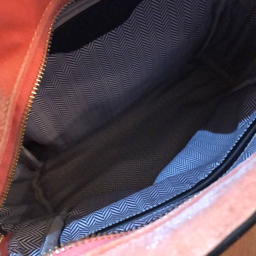 Peach velvet, backpack with black faux leather - Picture 4 of 6